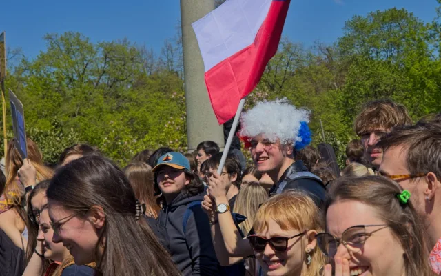 OBRAZEM: Nespokojení studenti, Hřib proti Ševčíkovi. Akce na podporu médií přilákala stovky lidí