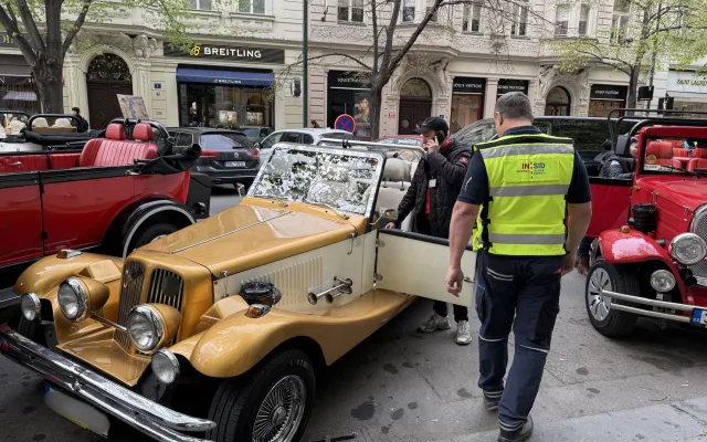 V Praze kontrolovali falešné veterány, vážné technické závady měla většina