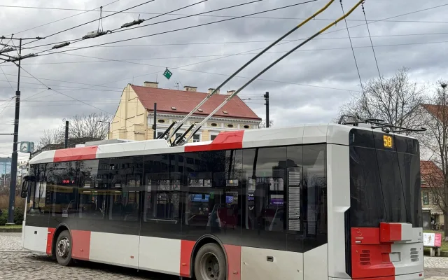 Trolejbusy Bozankaya pro Prahu mají povolení, pracuje se na odstranění závad