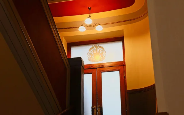 FOTO: Pražskou novou radnici postavili před 115 lety. Podívejte se, jak vypadá uvnitř