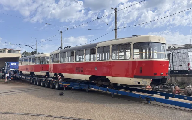 Brněnští technici vrací život pražským retro tramvajím. Opraví jich celkem šest