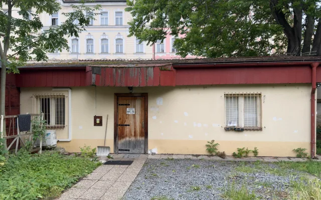 Z boudy do moderního. Záchranáři mají Na Slupi novou základnu, navýšili počet posádek