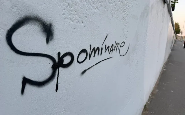 Zesnulou influencerku Mínu připomíná ve Vysočanech nový mural