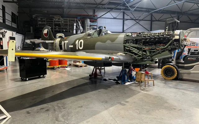 Legendární Spitfire je o kousek blíž Česku, nový domov bude mít v Praze