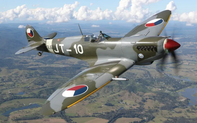 Legendární Spitfire je o kousek blíž Česku, nový domov bude mít v Praze