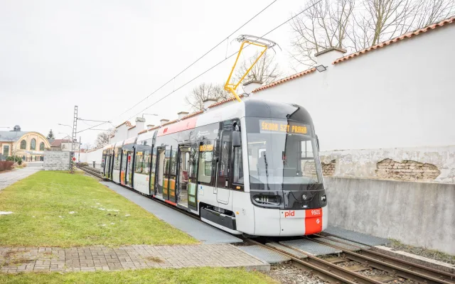 Nové tramvaje za více než dvě miliardy. Praha přikoupí 25 vozů Škoda 52T