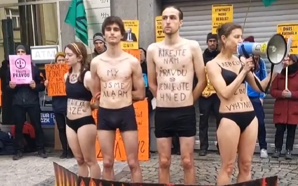 Aktivisté ze hnutí Extinction Rebellion