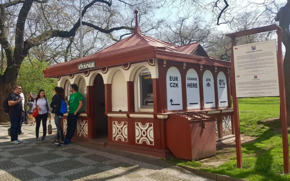 Památkově chráněný kiosek u Hlaváku je na prodej. Nevím, jak se to stalo, říká radní Jan Votoček