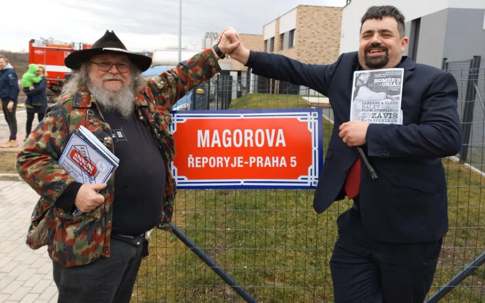 V pražské části Řeporyje oslavili happeningem Jirousovu ulici