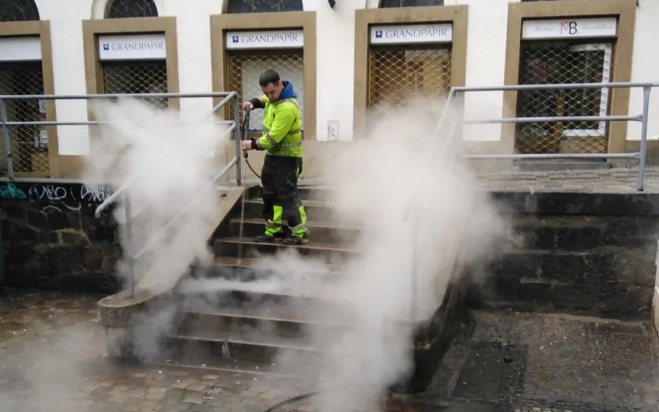 Průchod mezi Spálenou a Opatovickou v Praze 1 se dočká pravidelného čištění