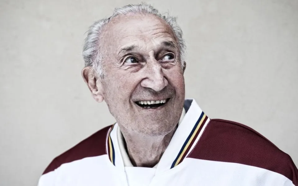 Zemřela legenda pražské hokejové Sparty. Vladimír Zábrodský měl 97 let