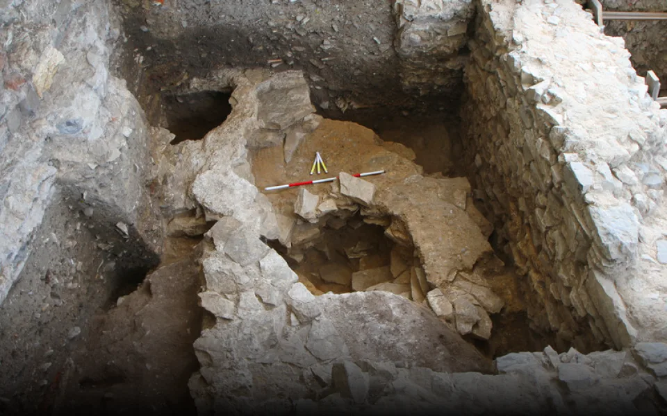 Středověký kostel na Vyšehradě asi nikdy nedokončili, říká archeolog