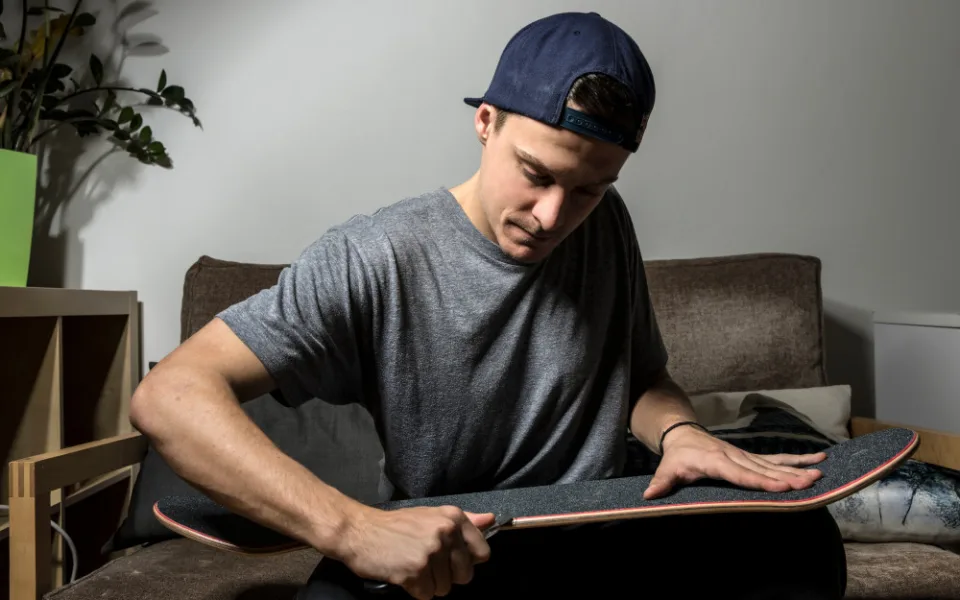 Maxim Habanec je nejznámější český skateboardista.