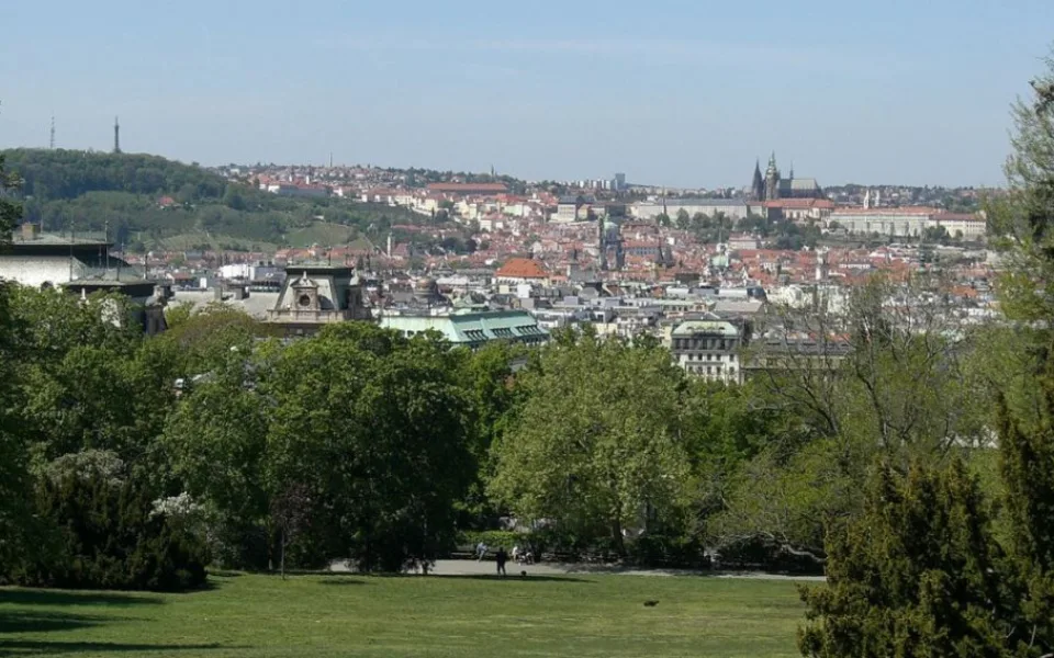 V pražských Riegrových sadech v létě zahrají Chinaski, Anna K., Mirai nebo Ivan Mládek