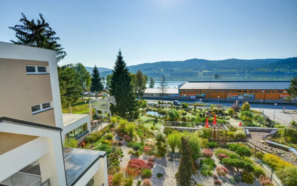Hotel a restaurace Star Lipno. Nechte se hýčkat, odpočiňte si a uspokojte vaše chuťové pohárky