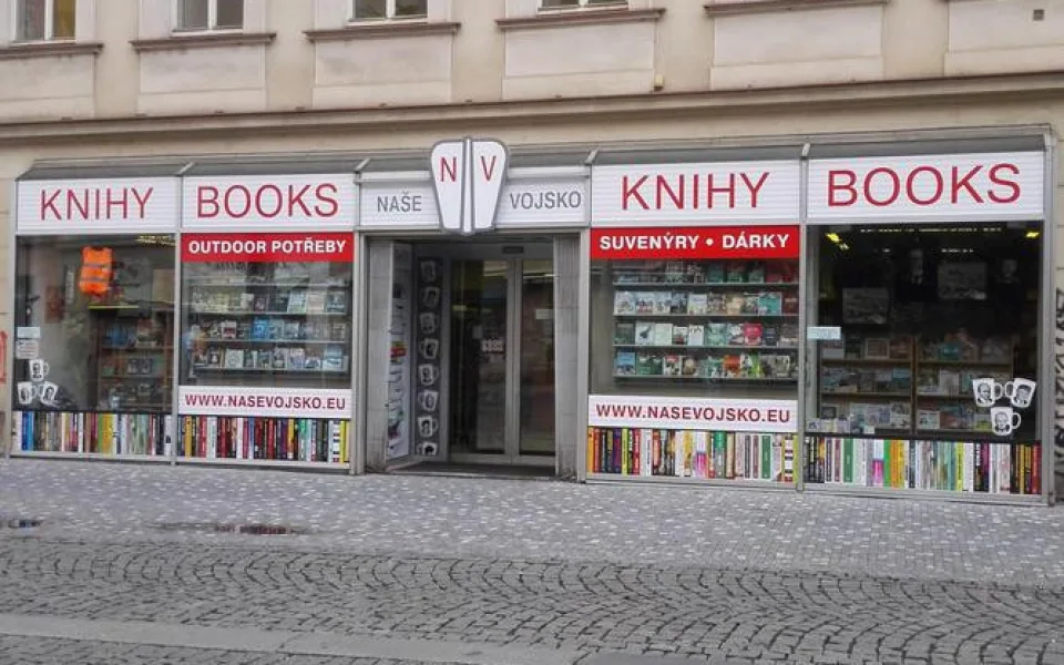 Prodejna nakladatelství Naše vojsko.
