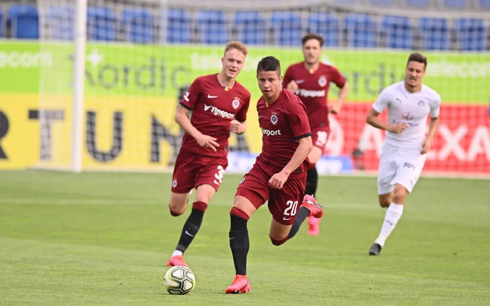 Sparta vyhrála venku nad Slováckem 2:0 a posunula se na třetí místo.