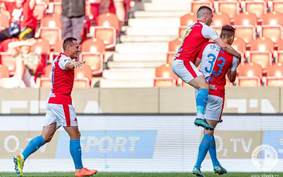 Slavia rozdrtila Jablonec 4:0.