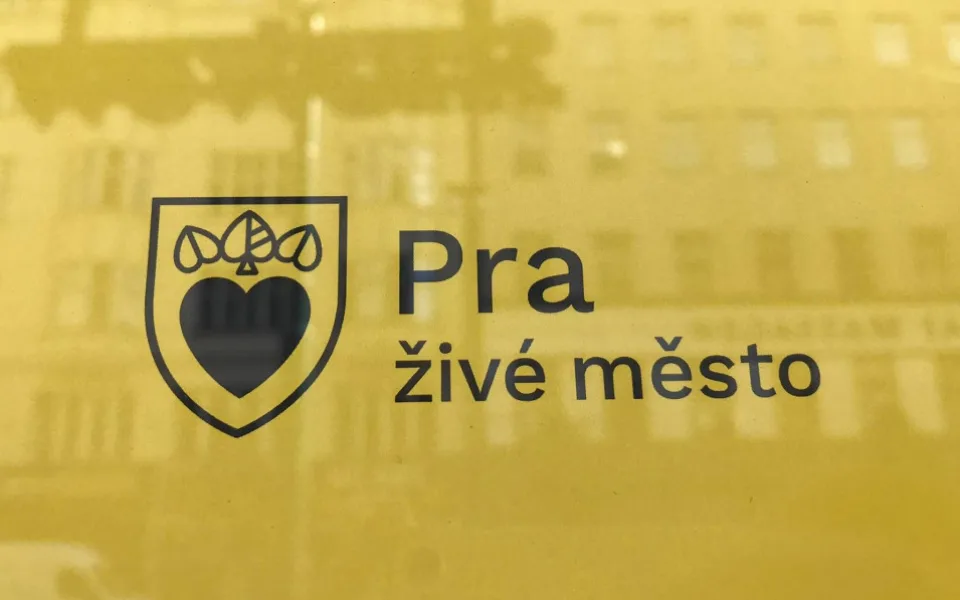 Podívejte se na návrh nového loga hlavního města. Praha: město v srdci