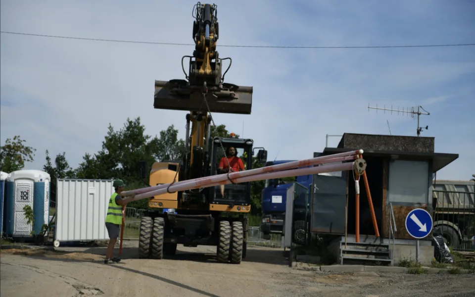 Začala stavba parkovacího domu na Černém Mostě. Bude mít kapacitu 880 míst