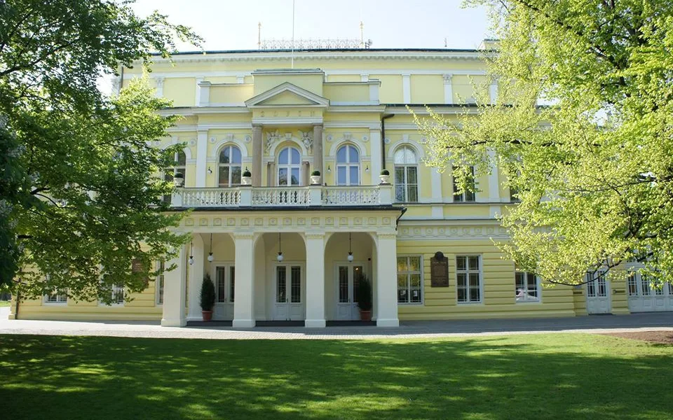 Praha 1 plánuje prodloužit smlouvu nájemci paláce Žofín o 10 let