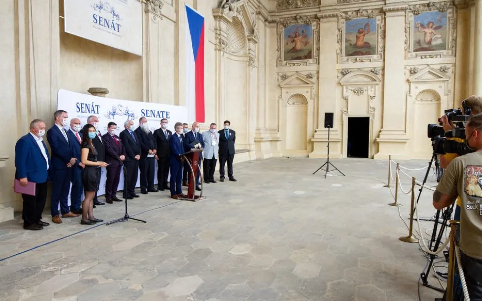 Čínské investice v ohrožení? Plány, které často končí na úrovni politických prohlášení a slibů