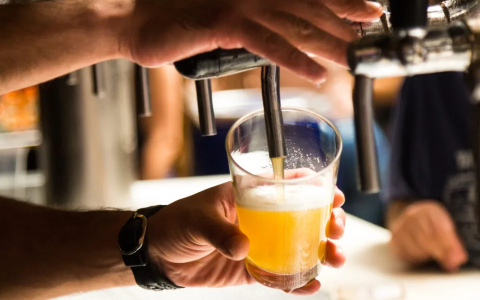 Kvůli koronaviru byl o festival Pivo v tržnici menší zájem. I tak ale nabídne ochutnávku téměř ze čtyřiceti pivovarů