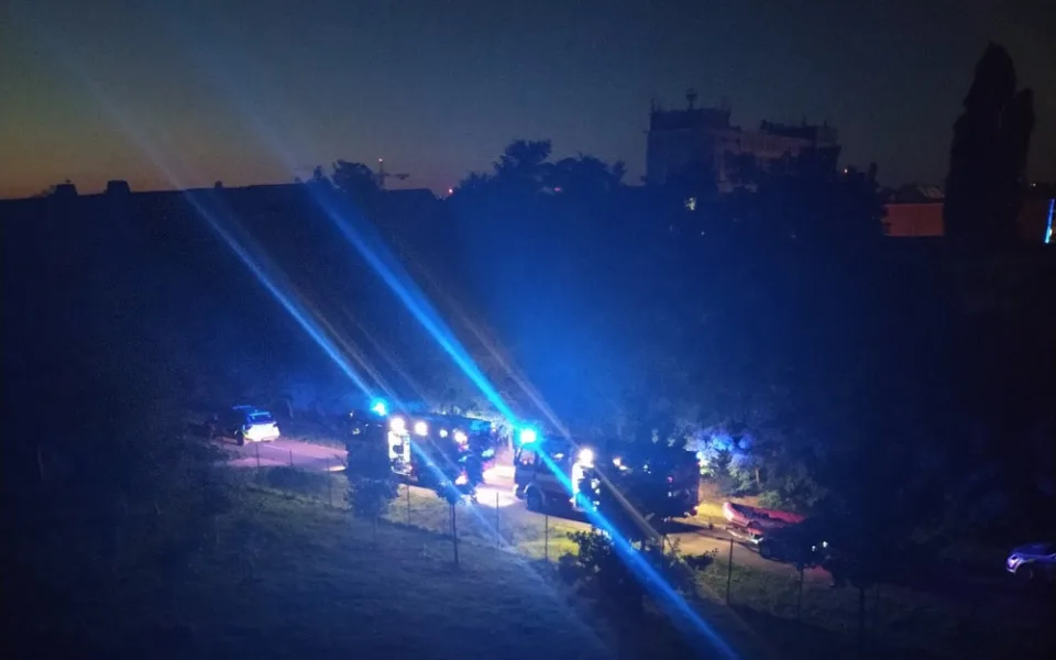 Opilý muž skočil do pražského rybníka. Jeho mrtvé tělo našli až potápěči
