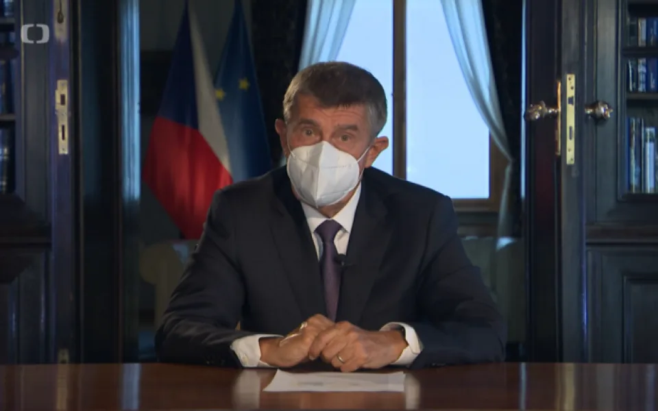 Ve svém projevu Babiš přiznal pochybení, vyzval k nošení roušek a k vzájemné ohleduplnosti