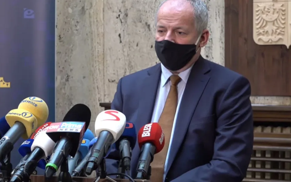 Prymula: Nouzový stav bude platit od pondělí. Omezí vzdělání i volnočasové aktivity