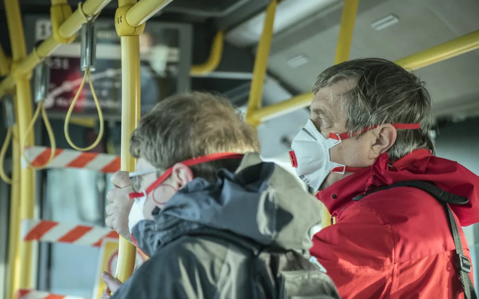 Nárůst počtu případů covidu v ČR podruhé v řadě překonal rekord