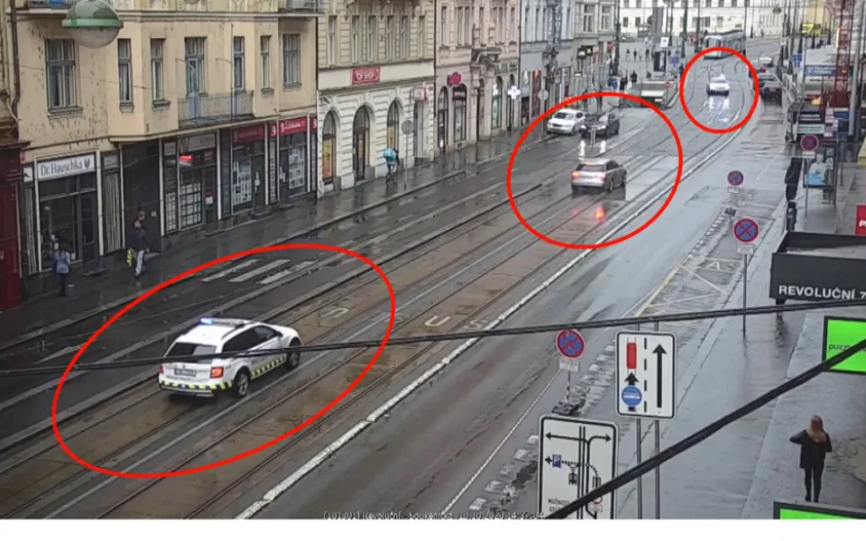 VIDEO: Policejní honička v centru Prahy