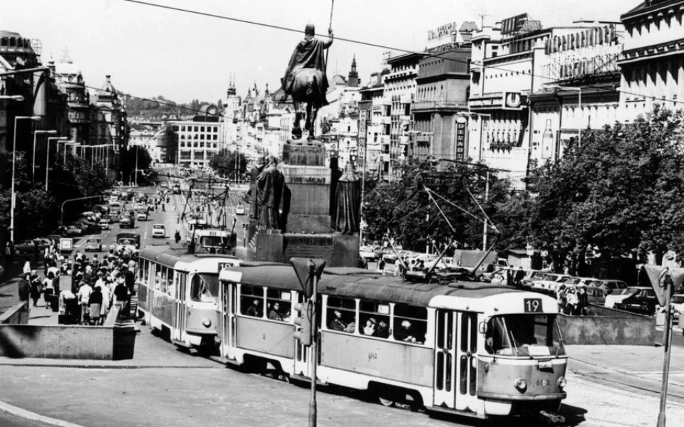 Od poslední tramvaje, která projela přes Václavské náměstí, uběhlo už čtyřicet let