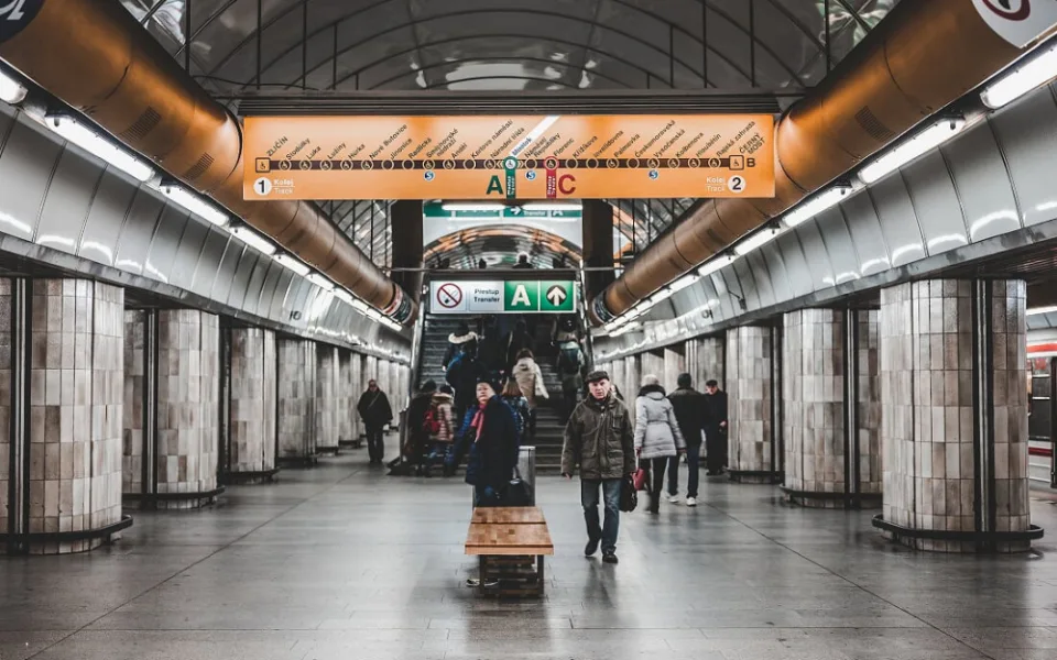 Přesně před 55 se ještě jako podpovrchová tramvaj začalo stavět pražské metro