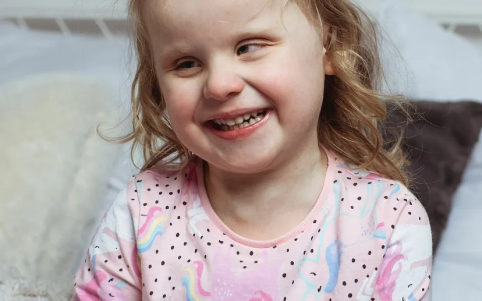 size4-16101064925749-152-tinka-4-z-jihlavy-trpi-mozkovou-slepotou-diagnoze-jsme-dlouho-nemohli-uverit-rikaji-rodice