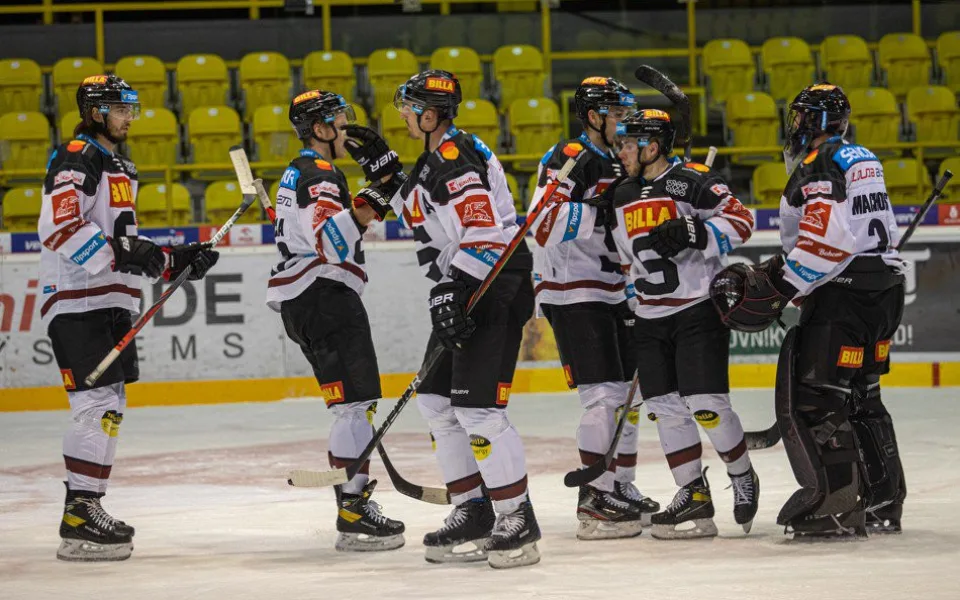 Sparta vyhrála v Litvínově 5:3 a drží se v čele extraligy