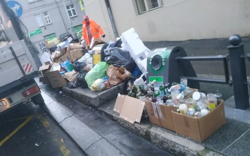FOTO: V některých lokalitách Prahy 3 se bude odpad vyvážet nově třikrát denně