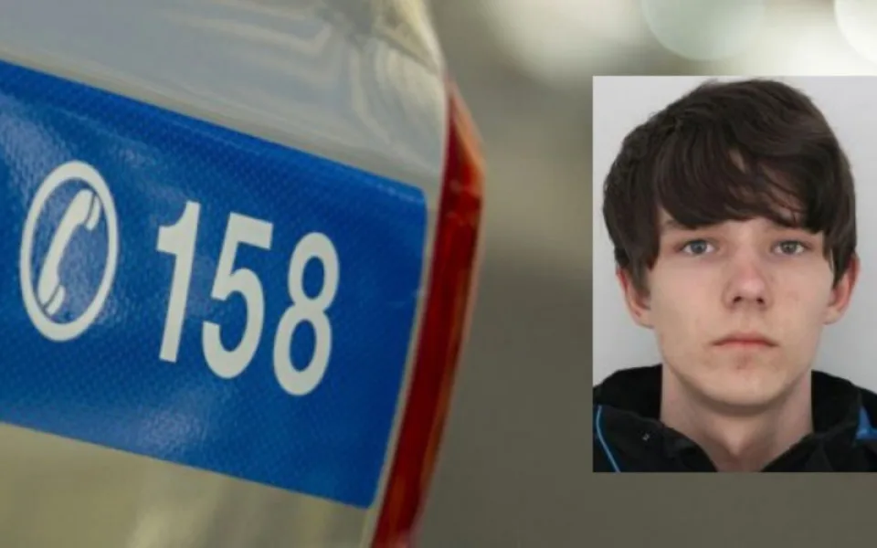 Policie pátrá po mladíkovi, který utekl z domova. Rodina se bojí o jeho život