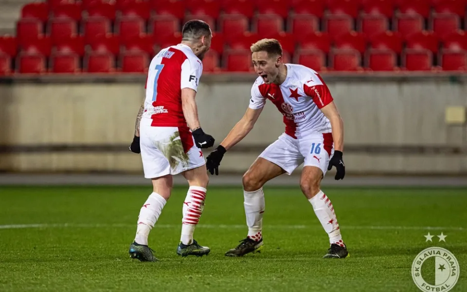 Slavia porazila Jablonec 3:0 a ligu vede o 12 bodů. Kuchta dal sedmý gól jara