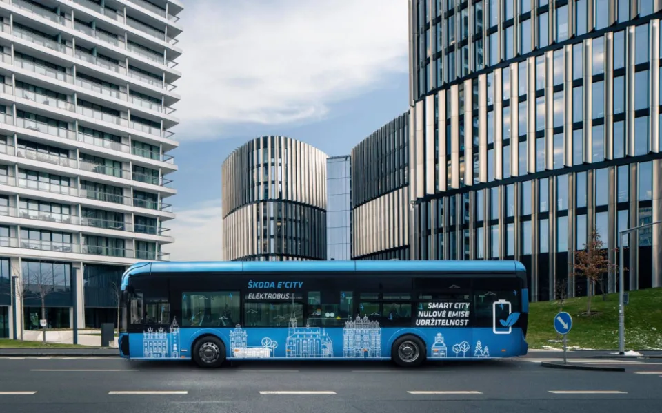 Praha bude mít čtrnáct nových dvanáctimetrových elektrobusů. Měří dvanáct metrů a vyjdou na 207 milionů korun