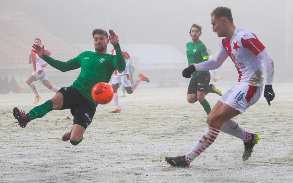 Slavia po dvou vlastňácích jen remizovala v Příbrami. Sparta s Vrbou vyhrála v Olomouci
