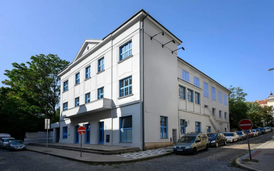 Ve Vršovicích se otevře nové kulturní centrum. Součástí je také galerie Vzlet, která vznikla z prvorepublikového kina