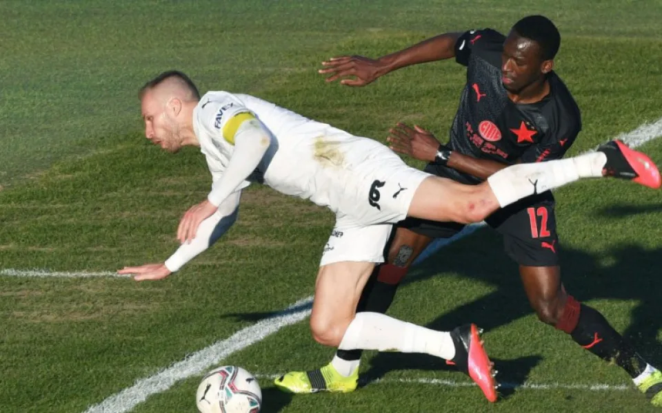 Slavia venku v lize zvítězila po předchozích dvou remízách. Sešívaní porazili Slovácko 3:2