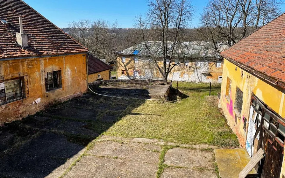 Usedlost Cibulku v Praze 5 koupila Nadace rodiny Vlčkových. Vznikne tady má dětský hospic