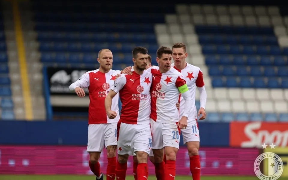 Slavia zvítězila v Liberci. Pražané mají titul prakticky jistý