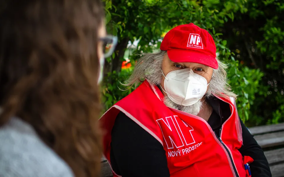 (NE)OBYČEJNÍ: Jsem optimista, takže mě hned tak něco neporazí, říká prodejce Nového Prostoru Bohoušek