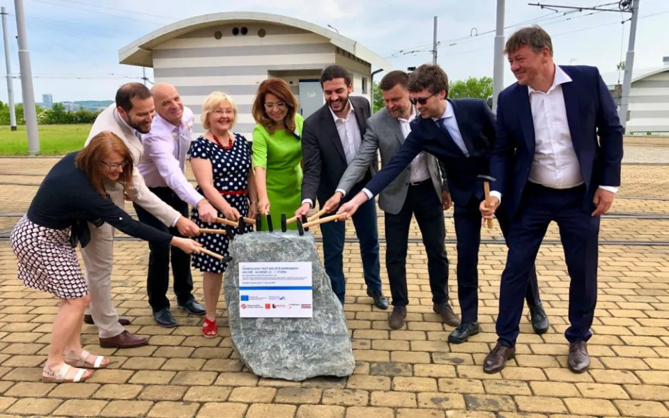 Tramvají až do Slivence. Začala stavba prodloužení tratě z Barrandova