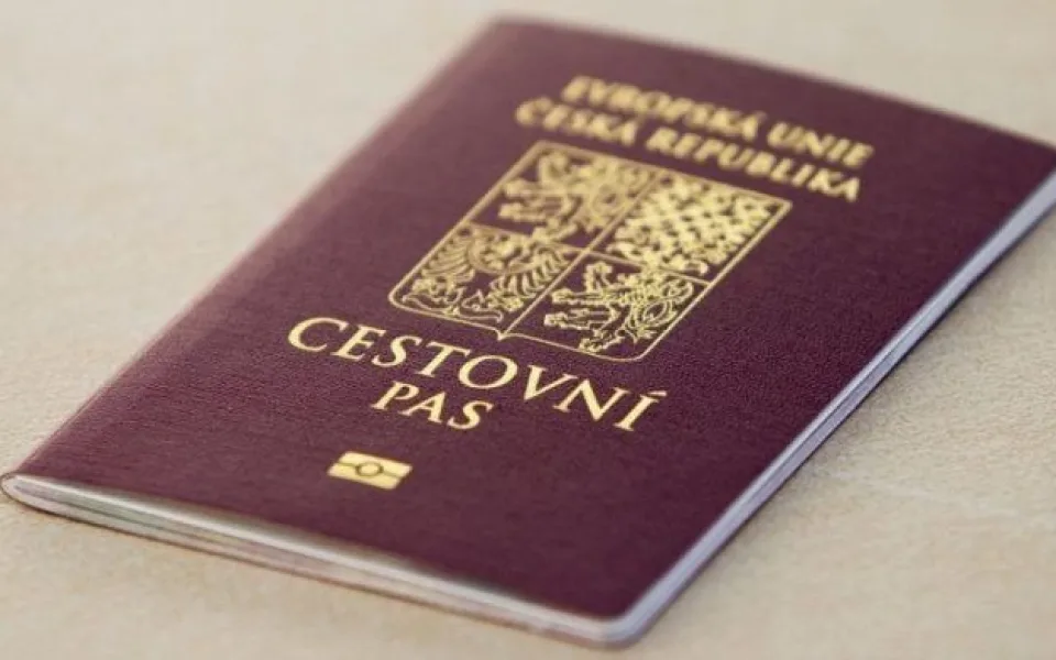 Lidé od dneška až do neděle nemohu žádat o pasy a občanské průkazy