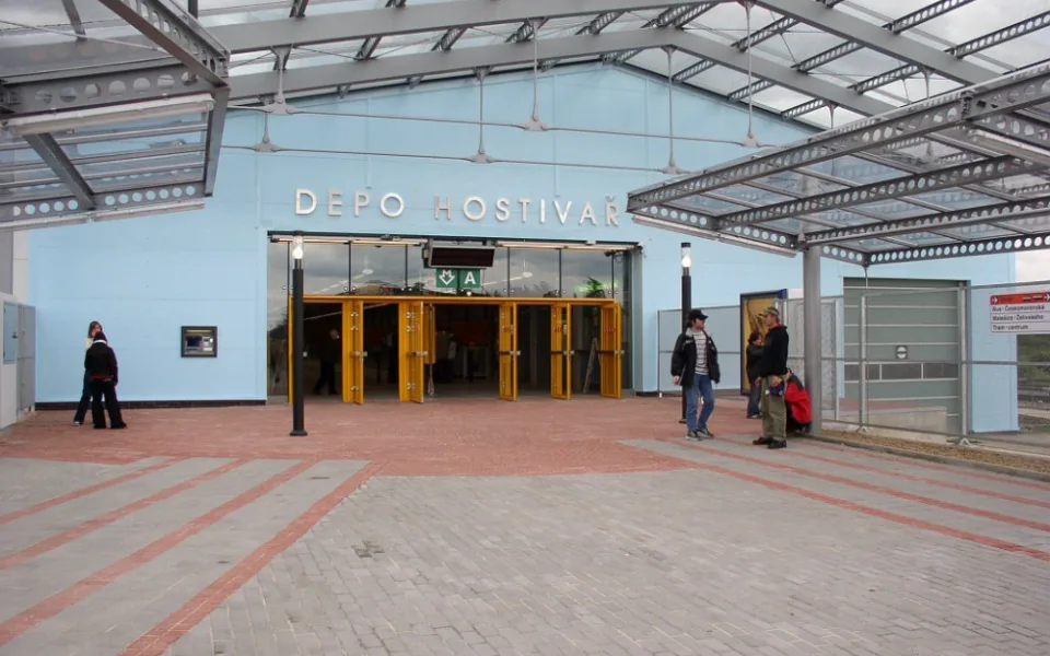 Nová tramvajová smyčka vznikne u stanice metra Depo Hostivař