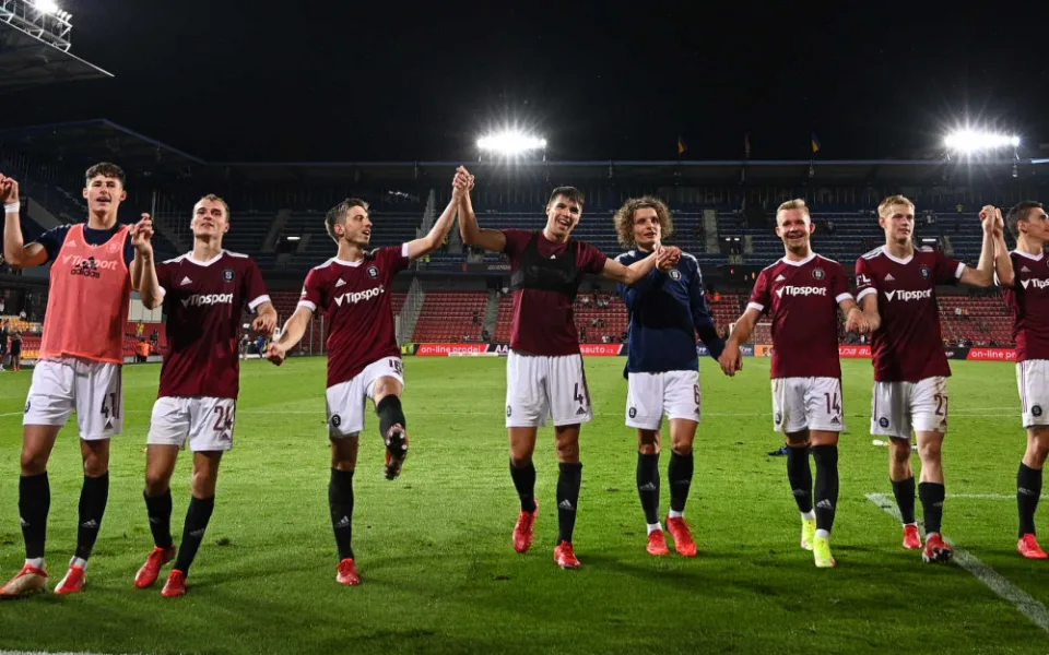 Sparta porazila Hradec Králové 4:0 a vrátila se do čela tabulky
